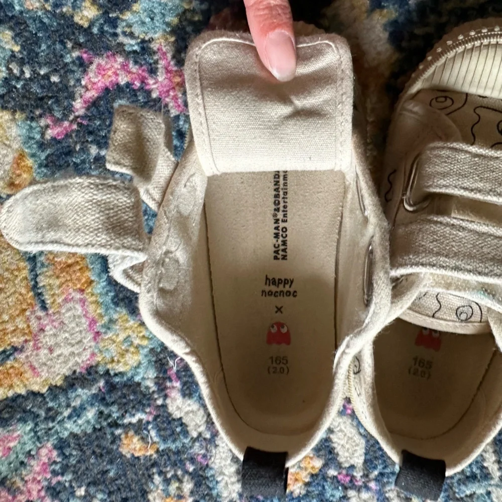 Kids canvas PAC Man Ghost Velcro sneakers size 10 - Picture 9 of 11